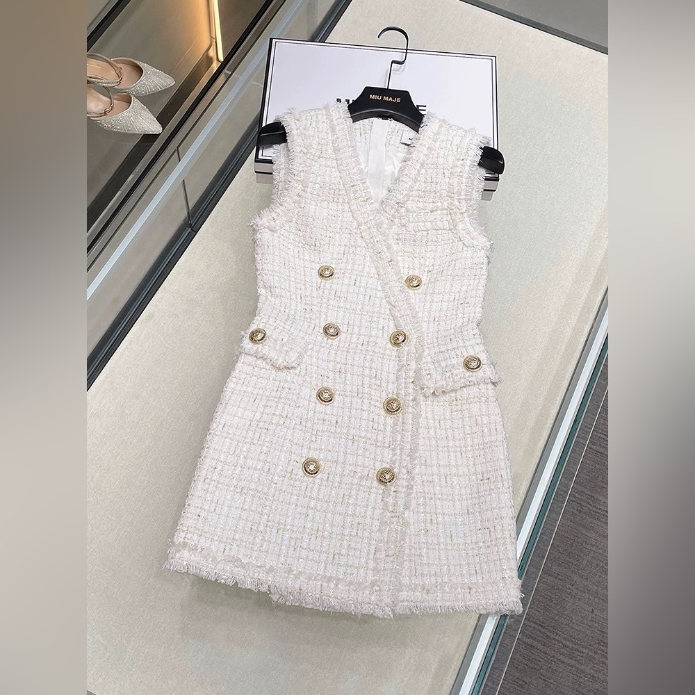 Sleeveless White Tweed Midi Dress with Gold Buttons